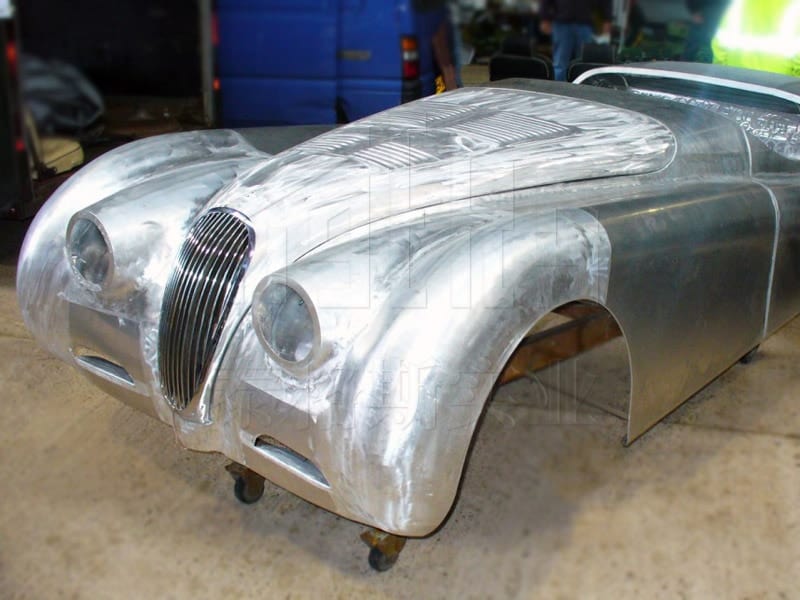 automobile made of aluminum sheet
