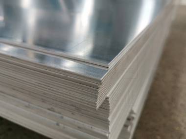 how thick is 14 gauge aluminum? cutting edge without burrs of aluminum sheet