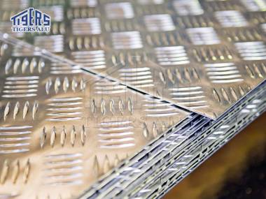 5 bar aluminum tread plate