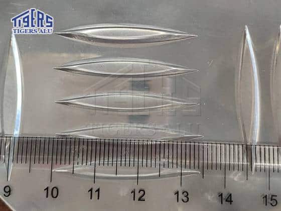 checker plate rib length
