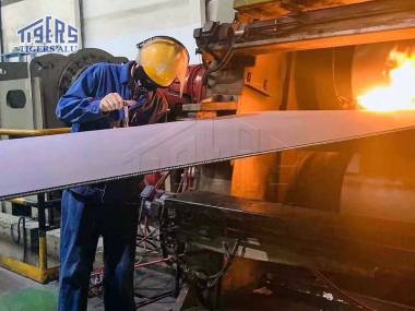 How is 4×8 aluminum sheet produced? Hot rolled aluminum sheet
